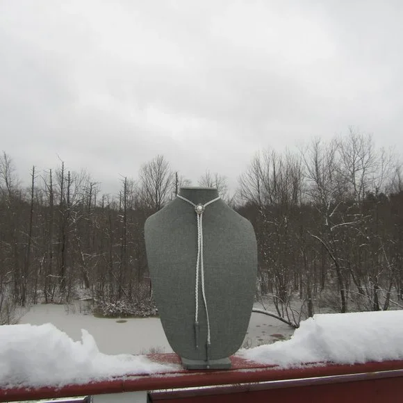 Wedding Style Bolo White Braided Faux Leather Cord Large Faux pearl and gems - Picture 4 of 5